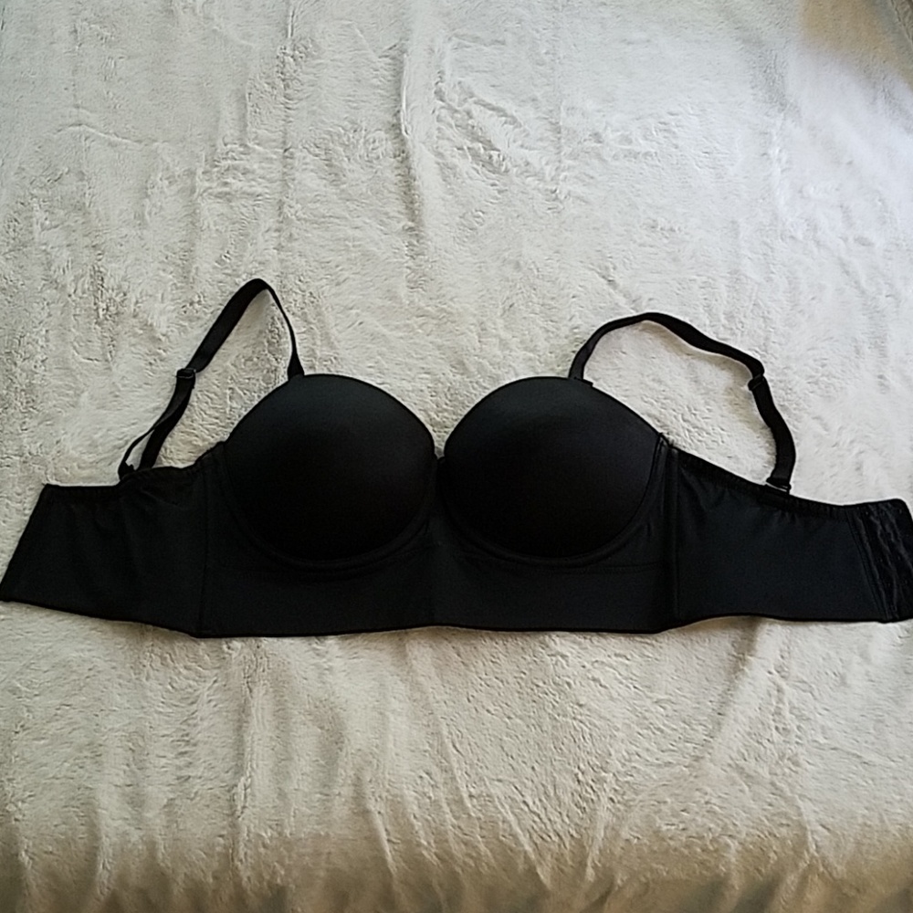 Extreme cleavage multi-way bra